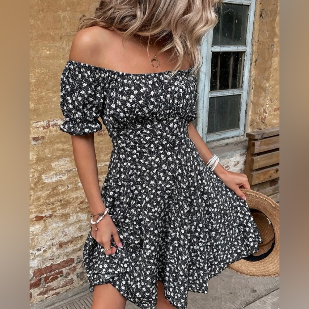 Off the Shoulder Dress Black & Wht - XL (12)